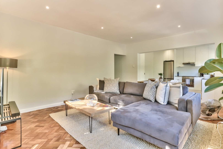 To Let 2 Bedroom Property for Rent in Green Point Western Cape